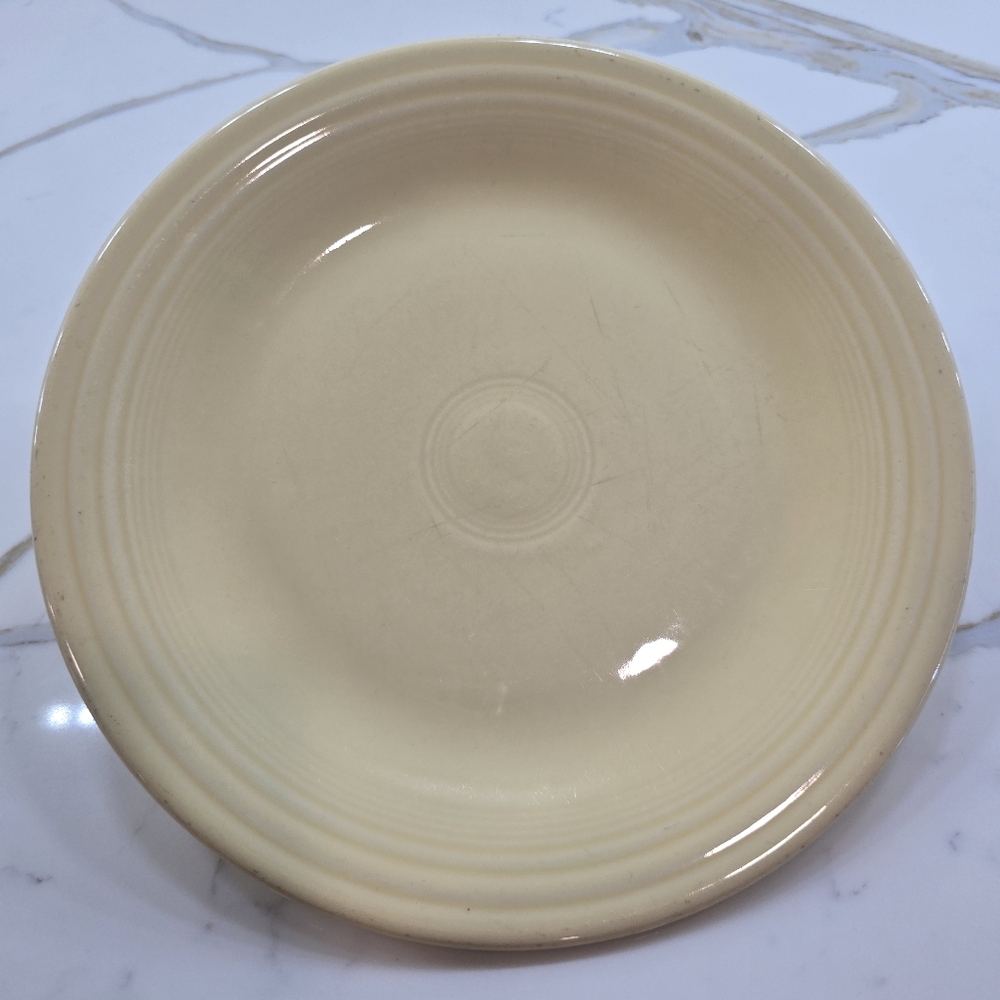 EUC Fiesta Classic Rim 10 1/2 Inch Dinner Plate